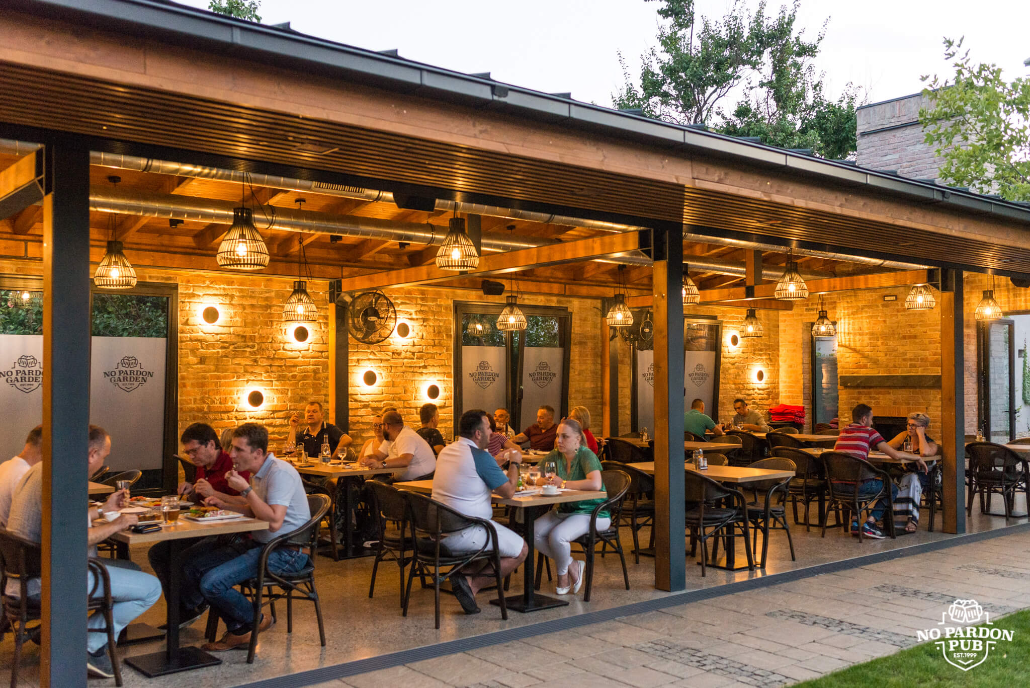 Grădina de vară No Pardon 9 Grădina de vară No Pardon